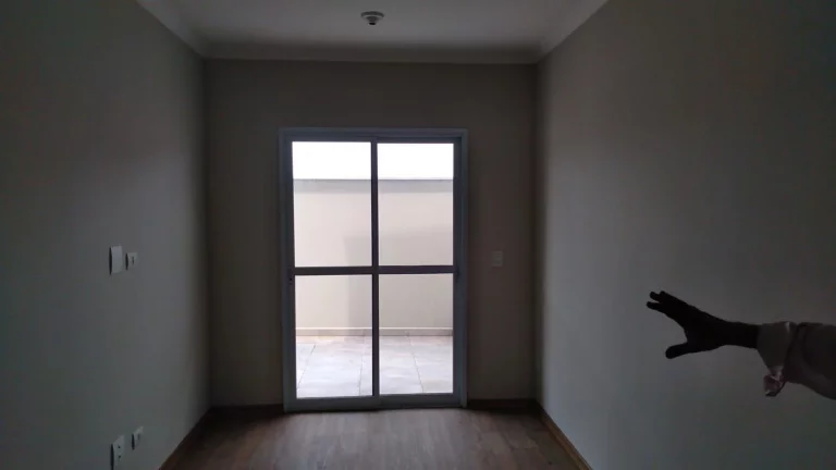 Imagem Apartamentos Garden ou 1° andar para venda e locação, na Paulicéia. Com 2 dormitórios, sala doi...