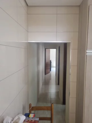 Imagem VENDO LINDA CASA TÉRREA NO BAIRRO CAMPO GRANDE!