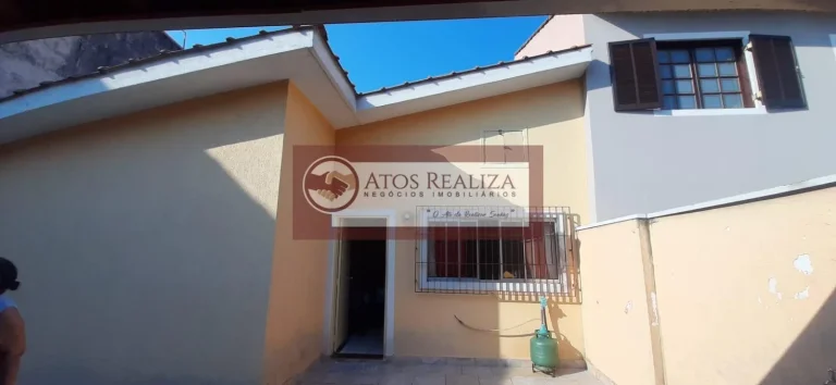 Imagem Vendo lindo assobradada em Jordanópolis região da Cidade Dutra. Vendo Assobradada de 255m² sendo 3 dormitórios, cozinha, quintal nos fundos com com forno de pizza e Churrasqueira e quarto e banheiro, quintal na frente, mais um cômodo, 2 vagas cobertas, co