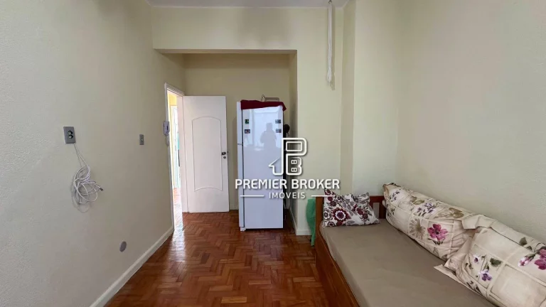 Imagem Apartamento com 2 dormitórios à venda, 32 m² por R$ 240.000,00 - Agriões - Teresópolis/RJ
