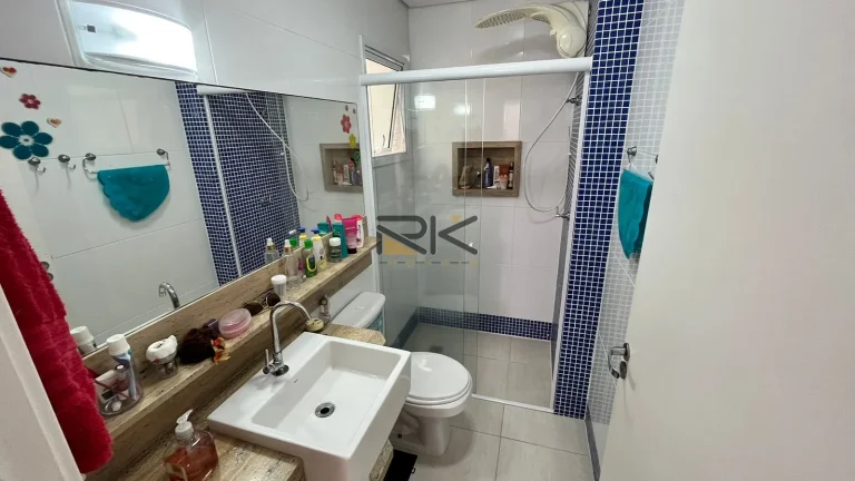 Imagem APARTAMENTO NO ITAGUÁ 3 DORMITÓRIOS SENDO 1 SUÍTE, 2 VAGAS DE GARAGEM,VARANDA,SALA 2 AMBIENTES