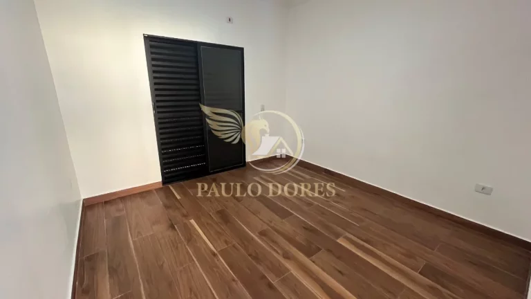 Imagem Belíssima Casa Recém Construída em Condomínio Fechado UBATUBA-SP