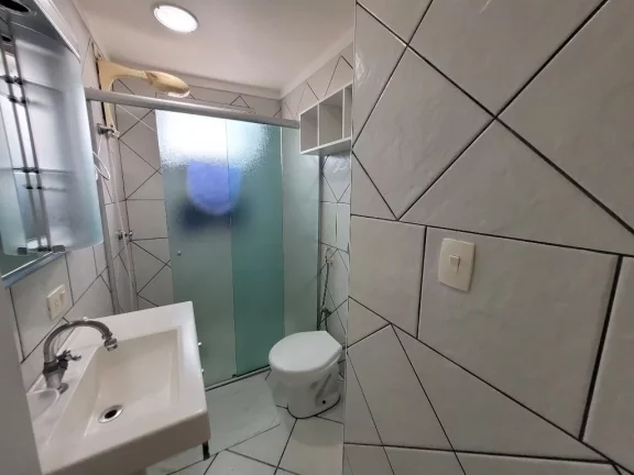 Imagem PITANGUEIRAS – UMA QUADRA DA PRAIA, MARAVILHOSO APTO TOTALMENTE REFORMADO E DECORADO, COM 121,60 M² ÚTEIS, BELÍSSIMA VISA MAR, 01 VAGA DE GARAGEM