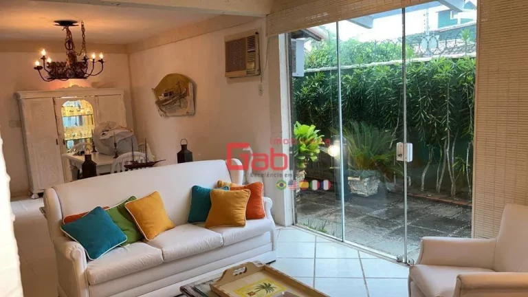 Imagem Casa com 3 dormitórios à venda, 130 m² por R$ 1.800.000,00 - Geribá - Armação dos Búzios/RJ
