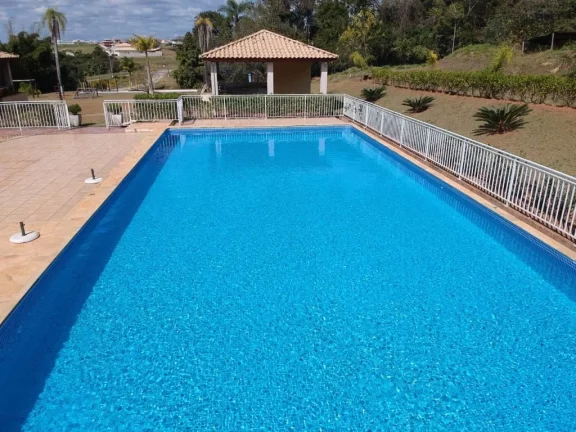 Imagem Casa á venda c/ 03 dormitórios, Condomínio Village Araçoiaba - Araçoiaba da Serra/SP