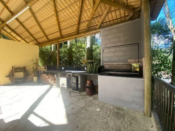 Imagem Casa em Condomínio para Venda em Teresópolis / RJ no bairro Albuquerque