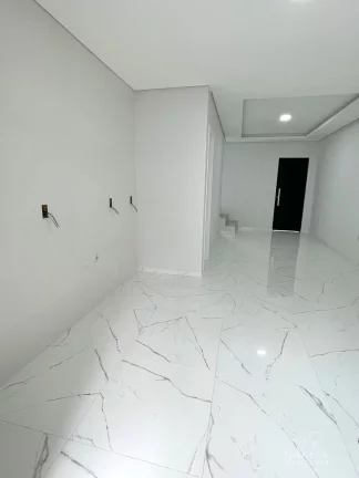Imagem Casa Geminada em Cachoeira do Bom Jesus, Florianópolis/SC