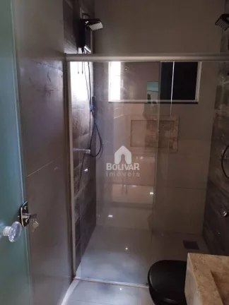 Imagem Casa com 3 dormitórios à venda, 280 m² por R$ 600.000,00 - Jardim Leonora Ll - Itumbiara/GO