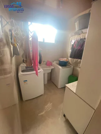 Imagem Casa com 1 Quarto à Venda, 360 m² em São Dimas - Colombo