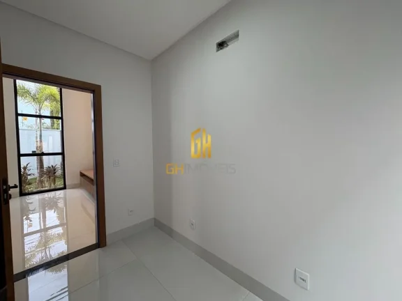 Imagem Casa com 3 quartos no Setor Três Marias, em terreno com 360m² com 192m² de área construída poss...
