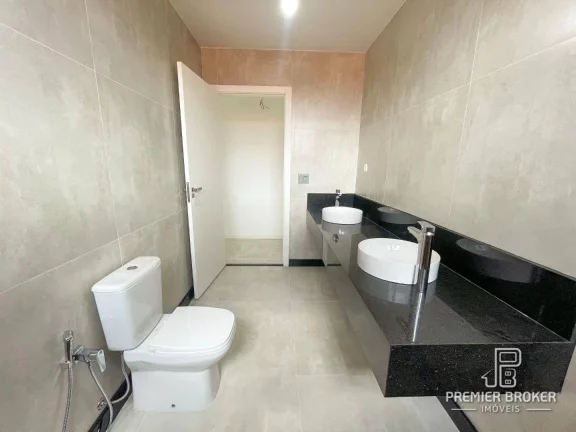 Imagem Casa à venda, 330 m² por R$ 4.900.000,00 - Várzea - Teresópolis/RJ