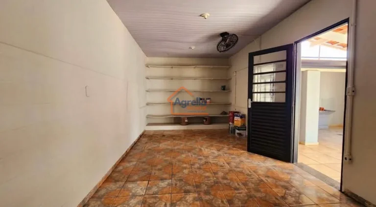 Imagem Casa à venda no bairro Aterrado - Mogi Mirim/SP