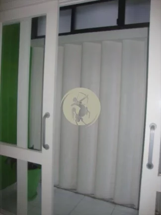 Imagem PRÉDIO DE 3 AND. COM ELEVADOR IMPECÁVEL