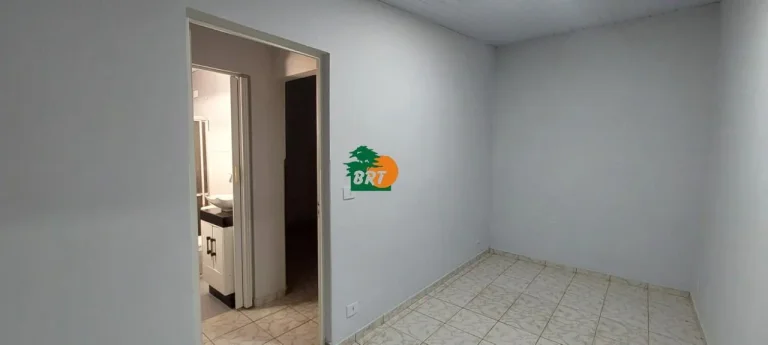 Imagem Casa Comercial para Locação em São Roque, Esplanada Mendes Moraes, 3 banheiros, 2 vagas