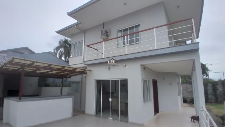 Imagem CASA RESIDENCIAL em BARRA VELHA - SC, CENTRO