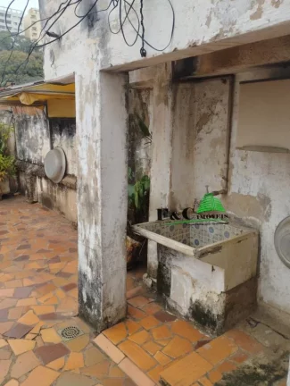Imagem Casa / Sobrado para Venda em Limeira, Centro, 2 dormitórios, 1 banheiro, 1 vaga