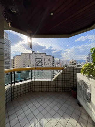 Imagem Apartamento Cobertura, 03 suites com 180m2 e 02 vagas, vista mar, Canto do forte