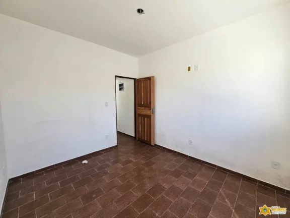 Imagem VENDE SE EXCELENTE CASA NO PEREQUE AÇU