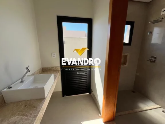 Imagem Casa em Condomínio para Venda em Cuiabá / MT no bairro Jardim Imperial