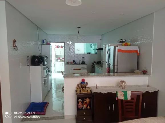 Imagem Casa na Aruana à venda - 3/4, Suíte, 220m², 3 Garagens - Confira!