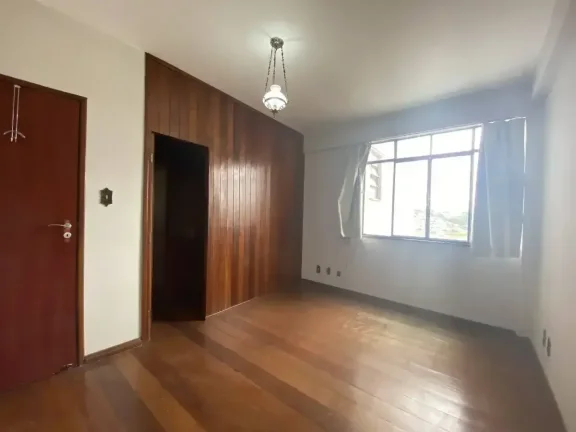 Imagem Amplo Apartamento com 4 quartos, próximo à Faculdade de Medicina