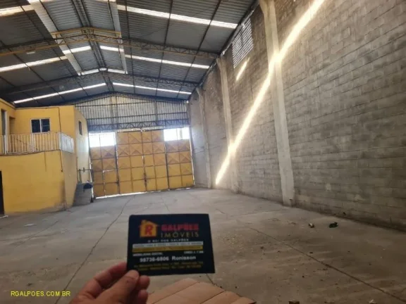 Imagem Galpão para Locação em DUQUE DE CAXIAS, Santa Cruz Da Serra, 2 banheiros