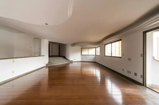 Imagem Apartamento 370M², 4Q, 3 Suítes, 5 Banheiros, 4 Vagas, Lareira, Piscina Coberta, Sauna Seca e Úmida, Salão de Festas, Depósito, Dep. Compl. de Serviço