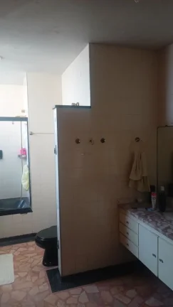 Imagem Casa Comercial de Alto Padrão na Vila Trujillo Sorocaba-SP 4 Quartos, 3 Salas, 4 Vagas de Garagem 559,00 m²