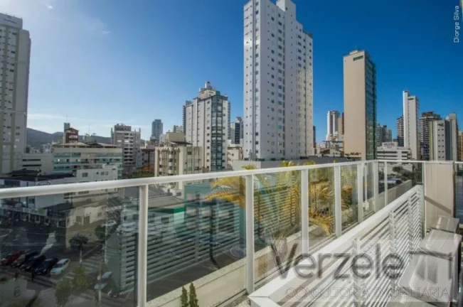 Imagem Apartamento 3 dormitórios para Venda em Balneário Camboriú / SC no bairro Centro