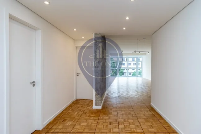 Imagem Apartamento de luxo no Jardim Paulista: 3 quartos, 3 suítes, 2 salas, 2 banheiros, 1 vaga, 141,32 m² - São Paulo-SP.