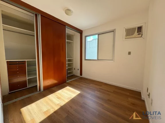 Imagem Apartamento no Centro de Florianópolis com 3 quartos e vaga de garagem!