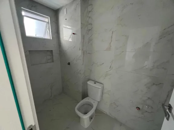 Imagem Apartamento com 3 suítes e 2 vagas de garagem na Meia Praia em Itapema