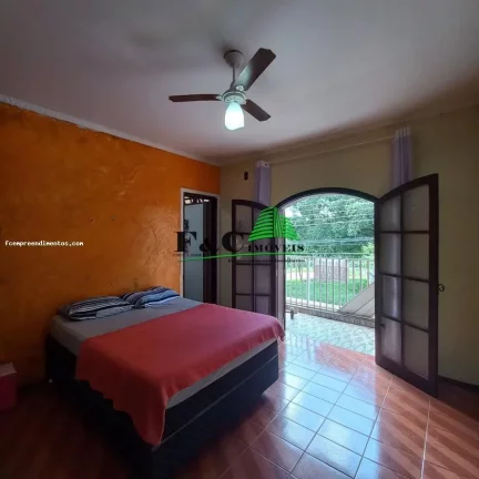 Imagem Sobrado para Venda em Limeira, Parque Hippolyto, 3 dormitórios, 2 suítes, 2 banheiros, 2 vagas