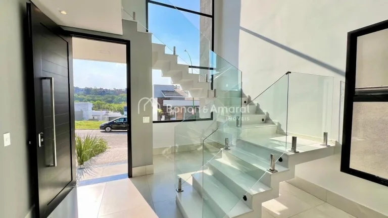 Imagem Linda e moderna casa à venda no Residencial Mont'Alcino. Recém construída. Ambientes amplos, arej...