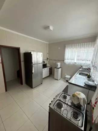 Imagem Casa com 3 dormitórios sendo 1 suíte e 4 vagas de garagem em Balneário Camboriú/SC