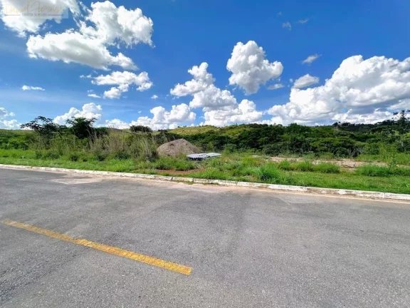 Foto do imóvel: Oportunidade: lote com fundo e vista livre para reserva.