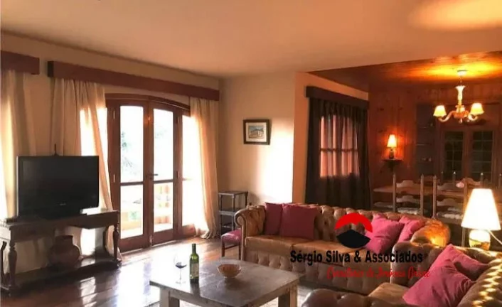 Imagem Casa a Venda na Região do Alto do Capivari Campos do Jordão - SP