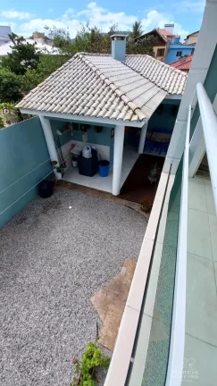 Imagem Casa com 3 dormitórios bairro Ingleses do Rio Vermelho
