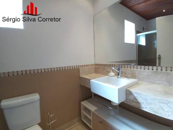 Imagem Casa a Venda com 04 Suítes em Condomínio Fechado.