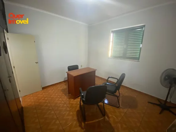 Imagem Imperdível oportunidade: Casa com 4 quartos e 2 suítes para venda ou locação em Campos Elíseos, Ribeirão Preto-SP.