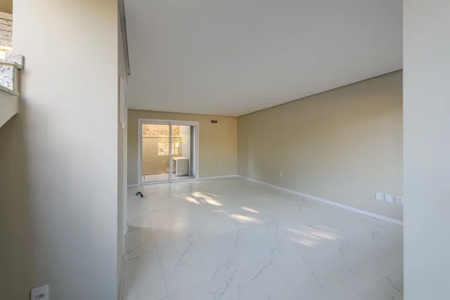 Imagem Lindo sobrado de 3 quartos em excelente localização Prox ao Centro