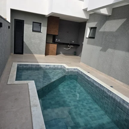 Imagem Casa em Condomínio à Venda em Sorocaba-SP Jardim Residencial Campos do Conde 4 Quartos, 1 Suíte, 3 Salas, 3 Banheiros, 4 Vagas, 184m².