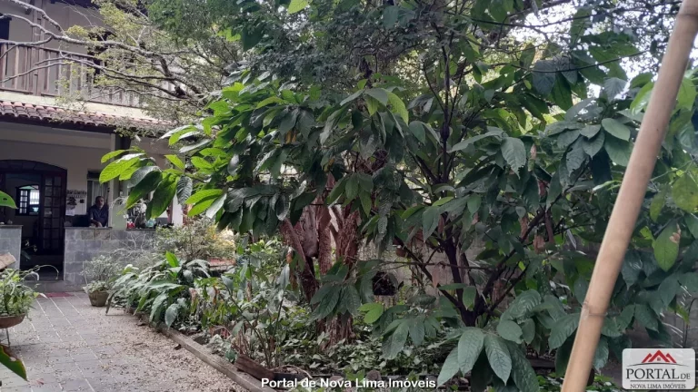 Imagem Casa com quintal a venda em Nova Lima, região central