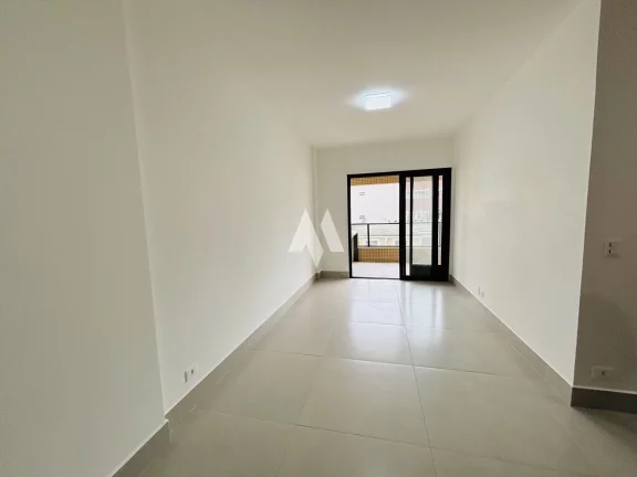 Imagem Apartamento à Venda com 2 dormitórios e vaga demarcada em José Menino, Santos/SP