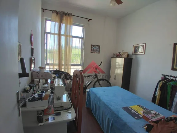Imagem Apartamento com 2 dormitórios à venda, 55 m² por R$ 290.000,00 - Centro - São Gonçalo/RJ