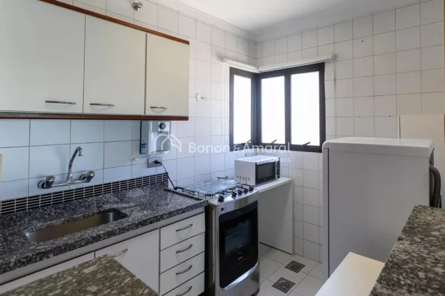 Imagem Localizado em Campinas, este apartamento mobiliado oferece uma experiência de moradia confortável ...