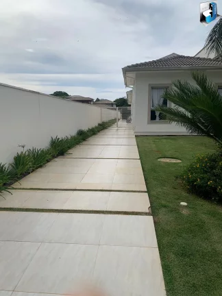 Imagem Casa de Alto Padrão com Sauna e Piscina à Venda em Tatuí - SP