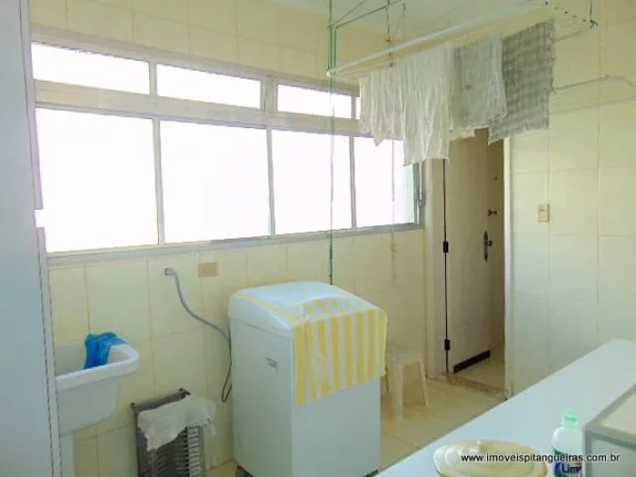 Imagem PITANGUEIRAS- UMA QUADRA DA PRAIA , LOCALIZAÇÃO ESPETACULAR , 01 VAGA DE GARAGEM NO PRÉDIO.