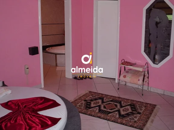 Imagem Prédio 8 dormitórios à venda Zona rural Santa Maria/RS