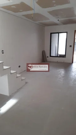 Imagem Sobrado com 3 suítes a Venda, sendo uma com sacada, 110 m² de área útil, sala, cozinha, lavabo, conceito aberto, área gourmet, lavanderia, garagem para 2 autos.